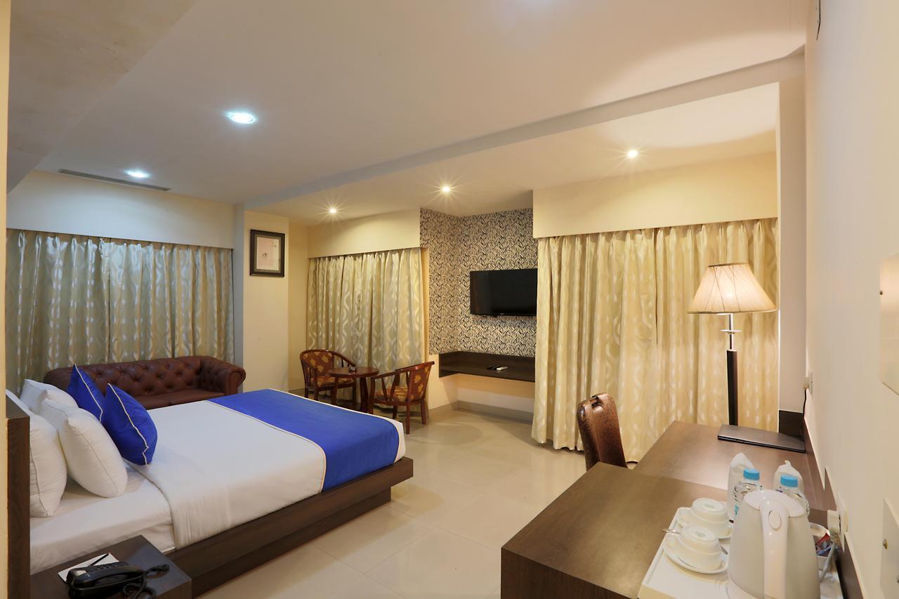 The Contour Hotel Guwahati Luaran gambar