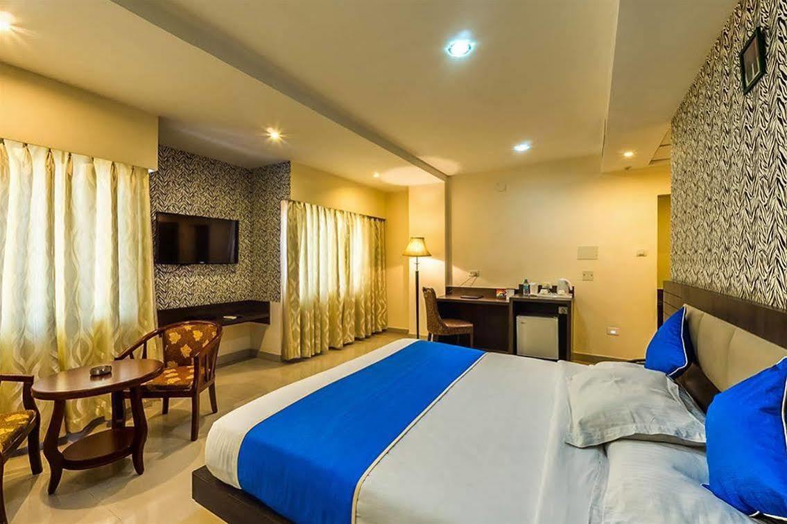 The Contour Hotel Guwahati Luaran gambar